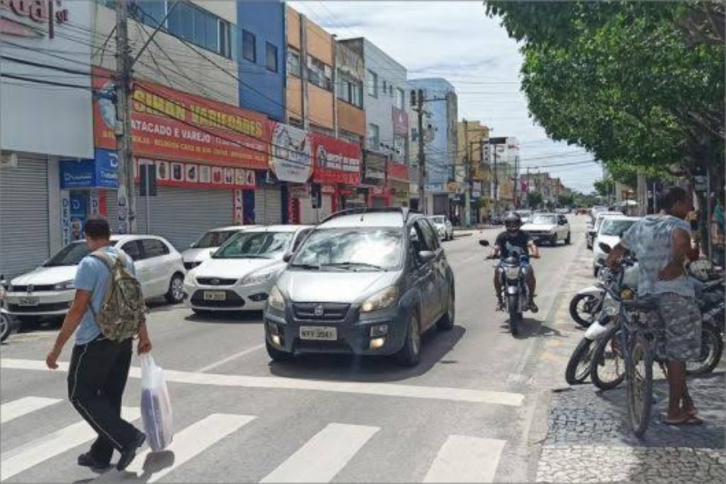 Prefeita alerta sobre funcionamento das atividades do Município de Eunápolis