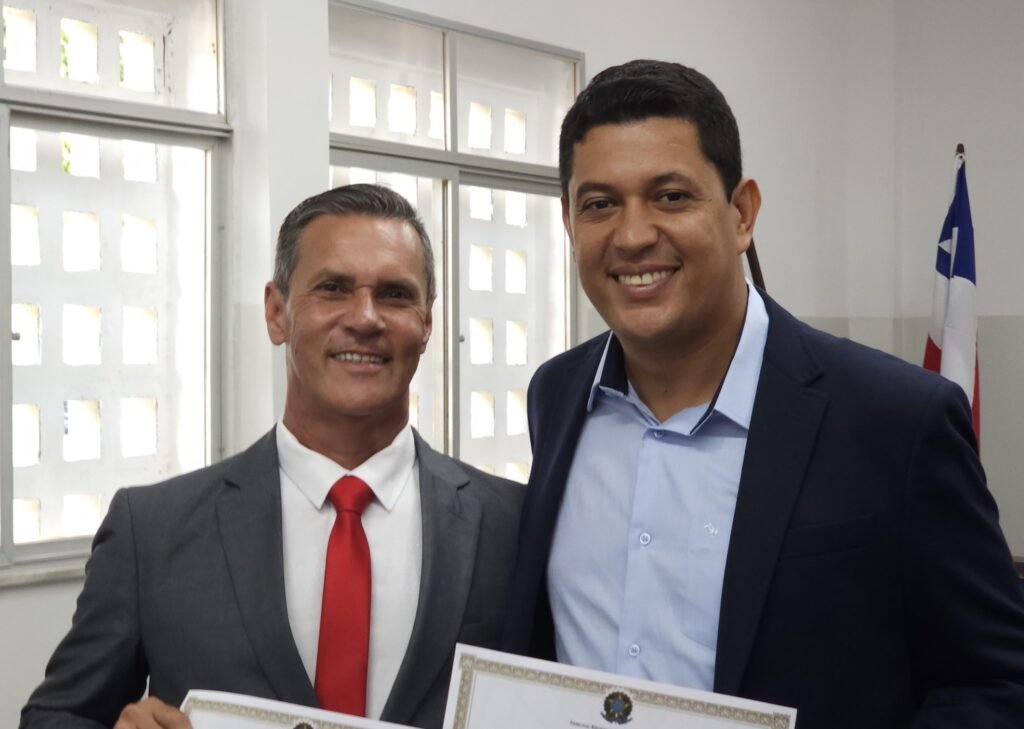 Diplomação de Gandhi Marques e Deldi Ferreira Marca o início de um Novo Ciclo Em Guaratinga