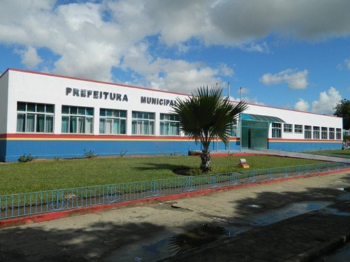 Justiça Assegura Retorno Imediato do Servidor Público Ricardo Ferreira em Itapebi Após Afastamento Político