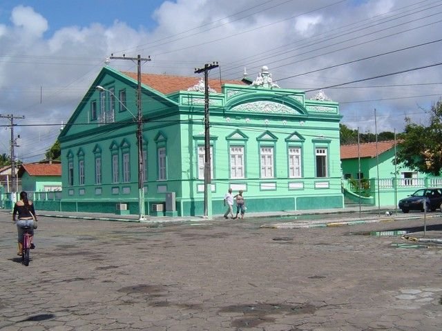 A Realidade Difícil dos moradores de Belmonte: Estradas Ruins e Saúde Precária